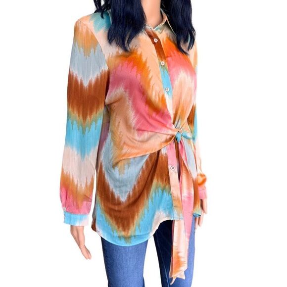 NWT Beulah Style Abstract Tie Front Button Up Blouse - Picture 3 of 6